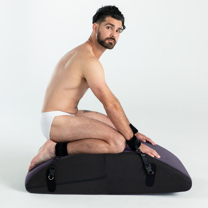 Liberator Scoop Rocker Valkyrie Edition with Cuffs Plum